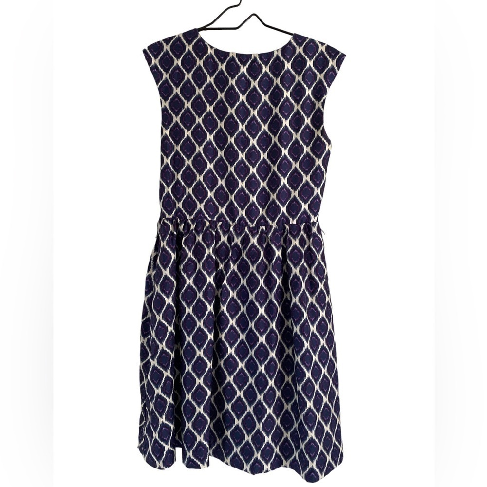 Elizabeth McKay New York Silk Fit and Flare Ikat Pattern Dress - size 6 - Picture 2 of 12